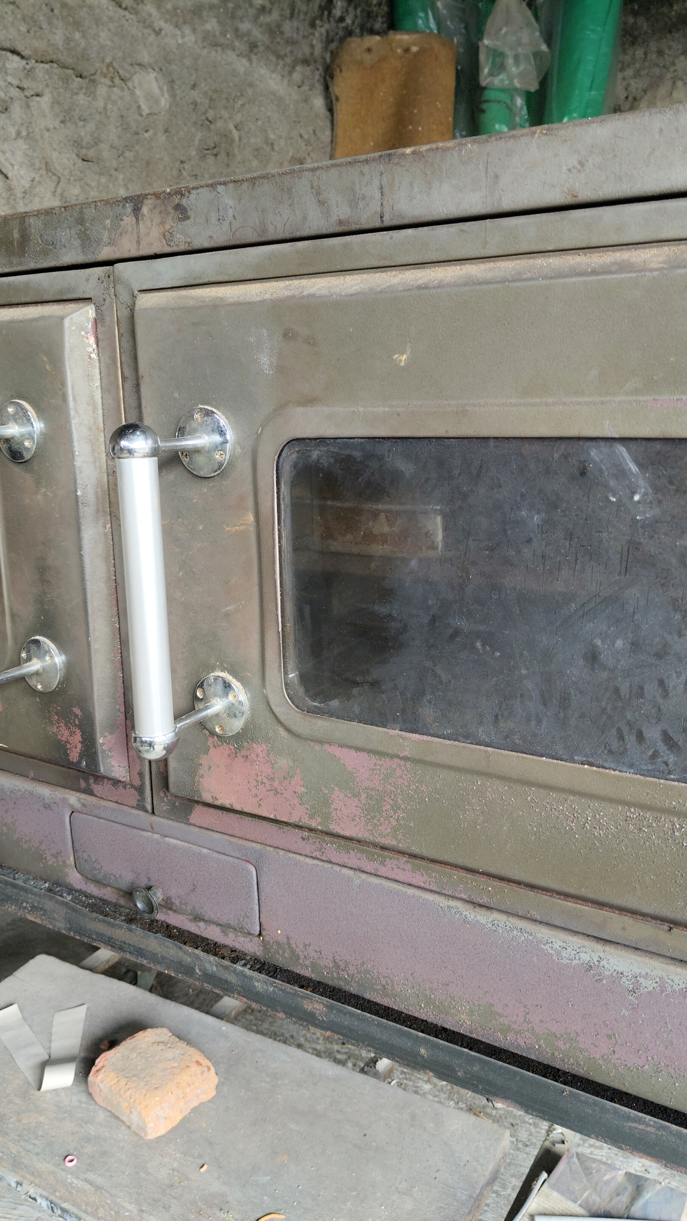 Proses pemanggangan bolen di dalam oven